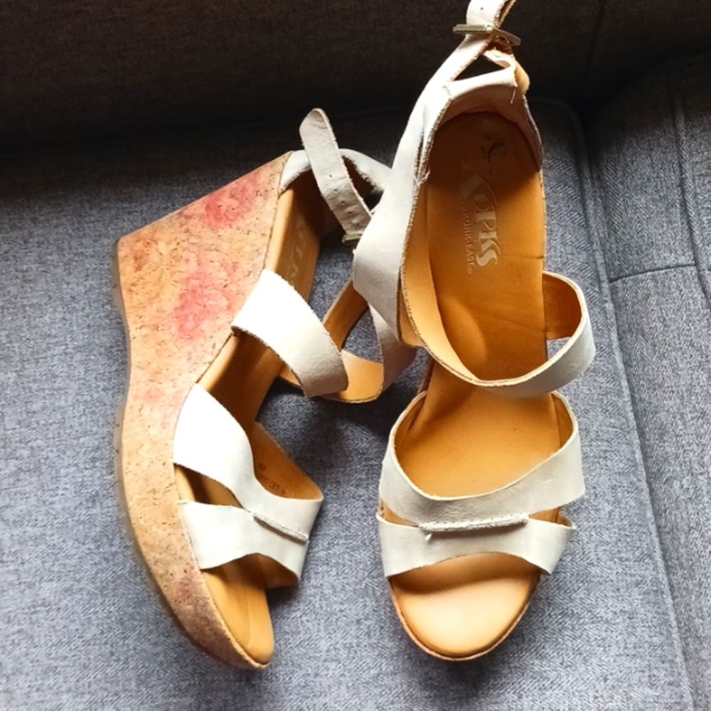 Kork Ease wedge heels size 9